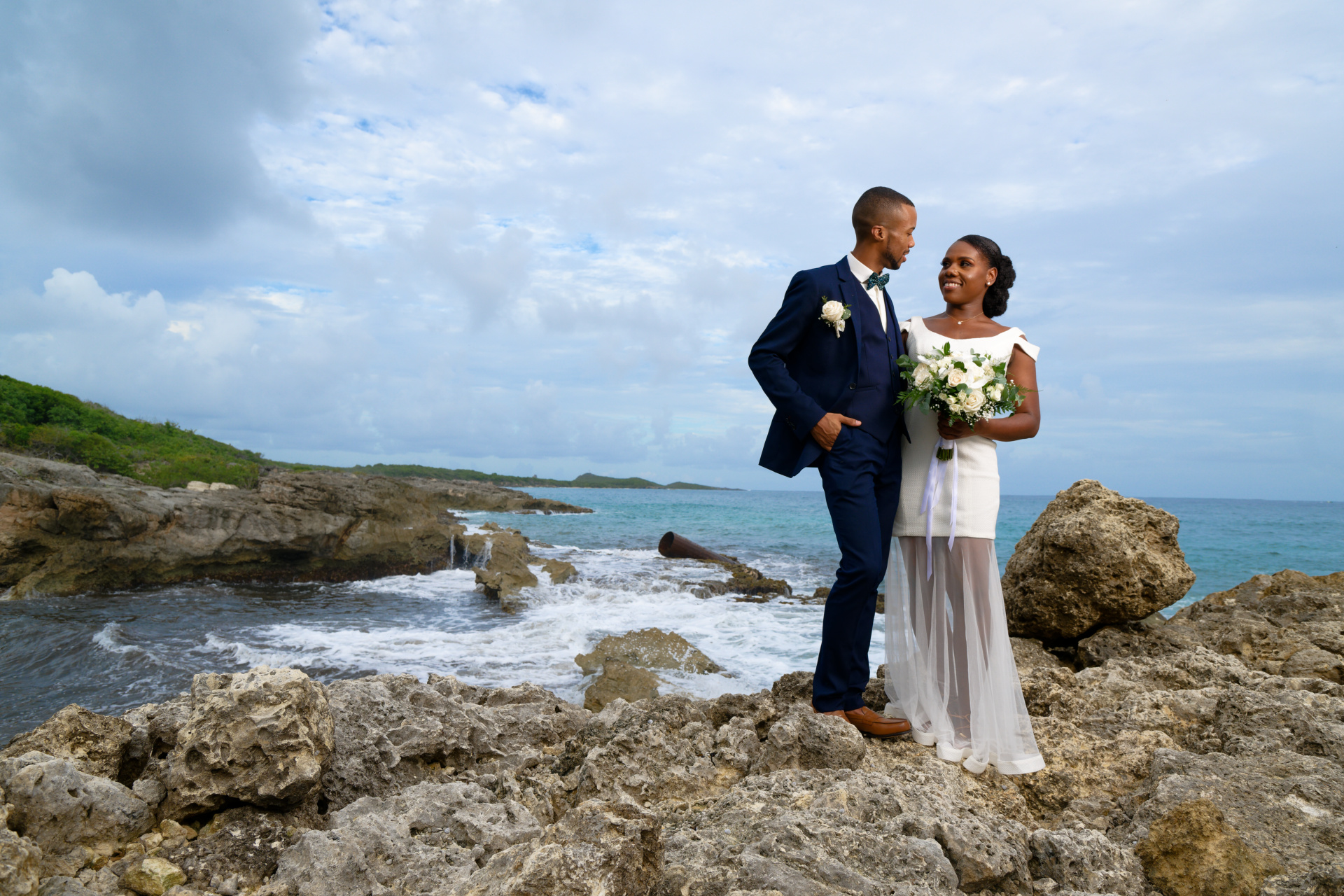 Photographe Mariage Guadeloupe Shooting Mariage: couple bord de mer en Guadeloupe
